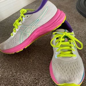 Women’s ASICS running